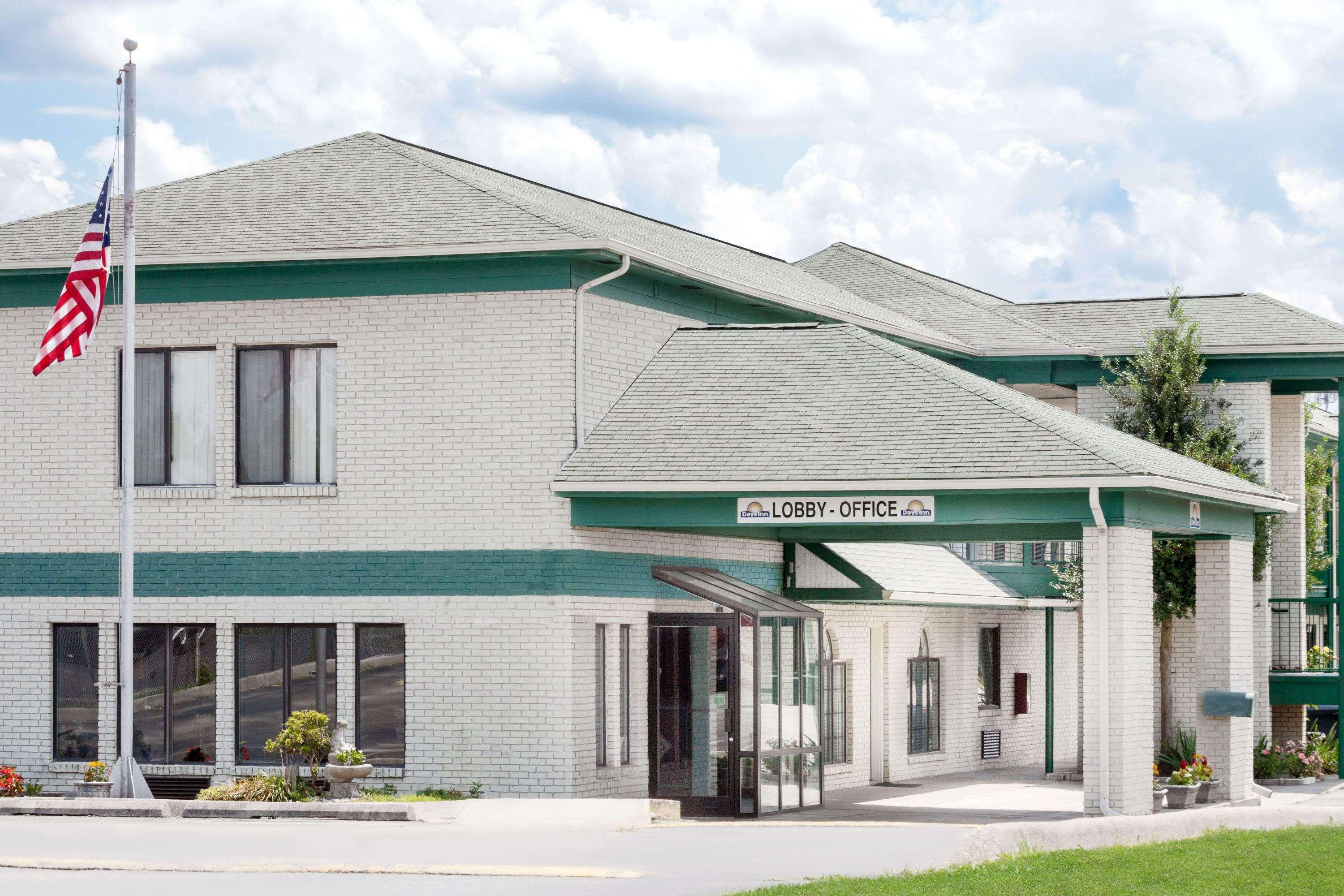 Days Inn By Wyndham Morristown Kültér fotó